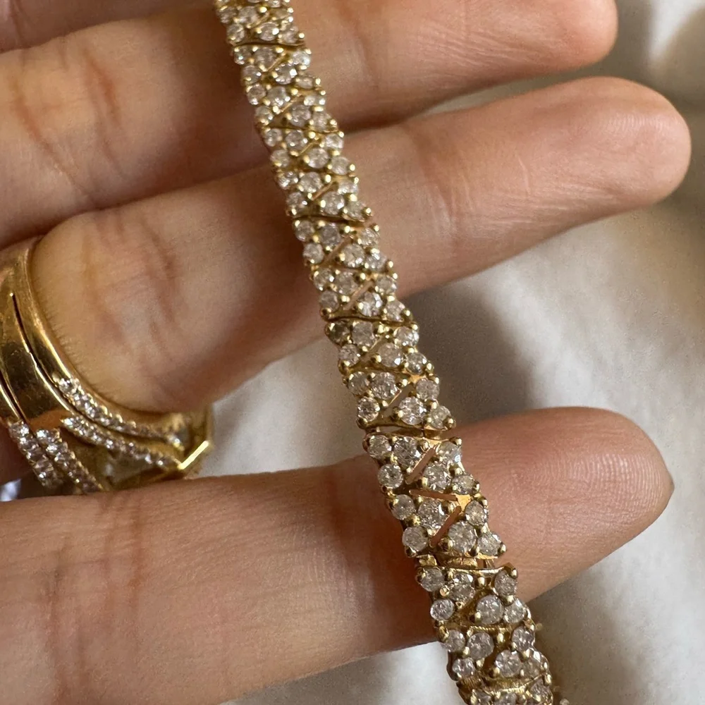 Elegant 6.5 CT Natural Diamonds Bracelet 14K Yellow Gold 7” Length - Picture 13 of 15